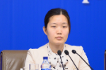 易凤娇答记者提问