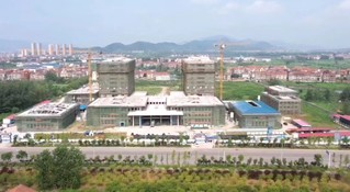 图为湖北省2021年重点项目和黄冈市“双百工程”项目武穴市中医医院新院区（一期）项目全速推进