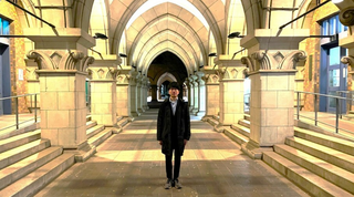 日本东京大学在校生浅野皓生。拍摄于本乡校区。(图片来源:《朝日新闻》)