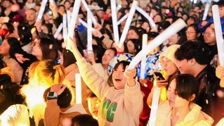 跨年音乐会活动现场大客流。