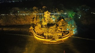 金山亭夜色景观。王海琦摄