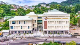 图为中国援塞舌尔广电中心。驻塞舌尔使馆供图