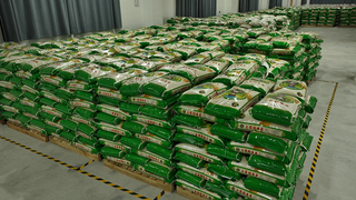 贵州德江：4万吨粮食储存加工厂投产。