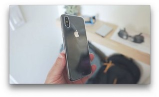戴上手机壳的iPhone8 这颜值还接受吗? 