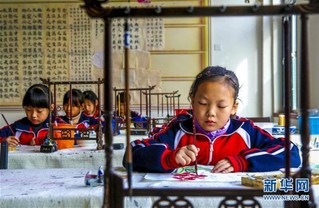 （教育）（1）河北饶阳：社团活动助学生快乐成长