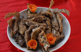 碧安传统美食—草果鹅。