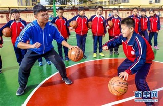 （教育）（3）河北饶阳：社团活动助学生快乐成长