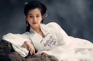 刘亦菲出演《三生三世十里桃花》 女星绝美古装画册
