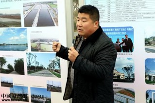 【网络媒体走转改】友谊村：农民变股民，这个地方不一般