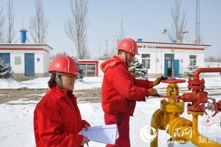 【新春走基层】他们在节日里坚守 他们为“敬业福”代言【4】