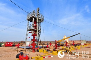 【新春走基层】他们在节日里坚守 他们为“敬业福”代言【9】