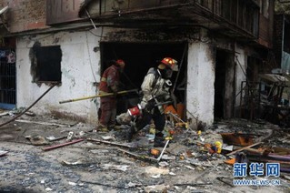 （国际）（1）秘鲁发生天然气运输车爆炸事故致8人丧生