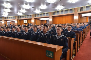 纪念中国红军长征胜利80周年大会举行。记者 翁奇羽摄 