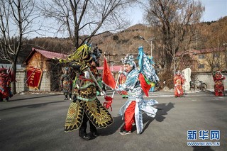 （新春走基层）（10）小村庄里传承百年的“武社火”