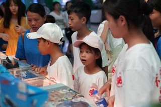 “小手牵大手，北京欢迎你” 第二批留守儿童正游京4