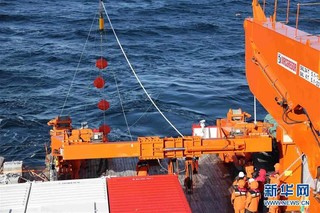 （“雪龙”探南极·图文互动）（6）“雪龙2”号首次回收和布放南极考察潜标