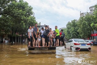 峡江人口_峡江中学图片