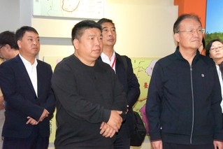 4认真聆听困牛山红军革命历史