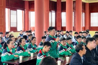 互动提问环节，现场气氛热烈非凡（刁苓沙 摄）.jpg