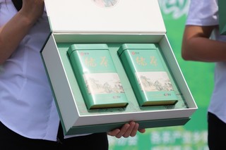 金沙县智农生物科技有限公司生产的绿茶 陈亮 摄.jpg