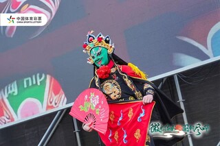 川剧变脸。
