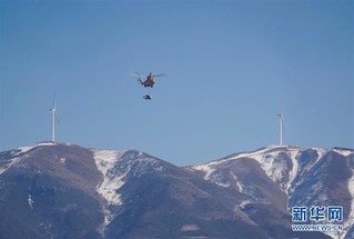 （社会）（3）“巨无霸”直升机助力打通大凉山最后的通村公路