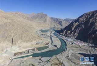 （社会）（3）“新疆三峡”阿尔塔什水利枢纽工程下闸蓄水