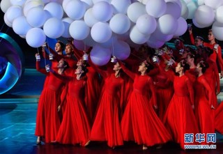 （文化）（3）第33届中国电影金鸡奖电影音乐会暨开幕式在厦门举行
