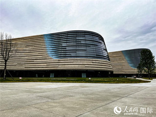 位于四川省广汉市城西鸭子河畔的三星堆博物馆。人民网记者 羡江楠摄