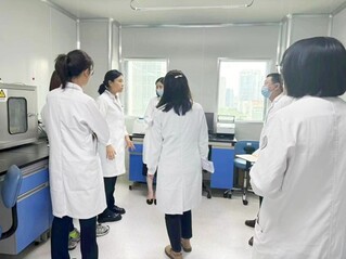 评审验收现场。重庆松山医院供图