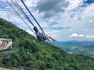 呀诺达景区"悬崖观海秋千"正式对外开放!距三亚市区仅