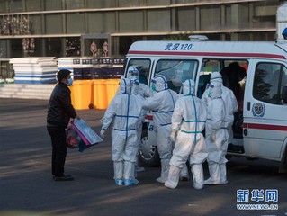 （聚焦疫情防控）（4）武汉体育中心方舱医院开始收治首批患者