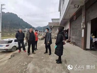 措施,降低疫情输入风险,普定县坪上镇高度重视返黔人员核酸检测工作