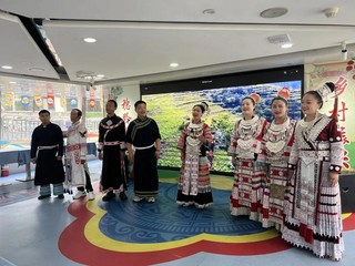 4月13日，黔西独具民族风情文艺表演。