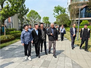 2 现场考察.jpg