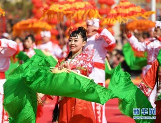 （新春走基层）（2）陕西延川：民俗展演闹元宵