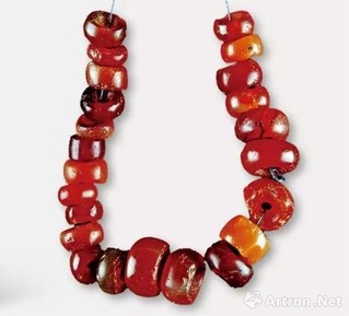 玛瑙串饰 色有殷红、橘红两种