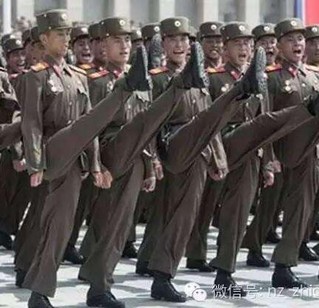 卡塔尔阅兵 英式操典改成了中国式正步
