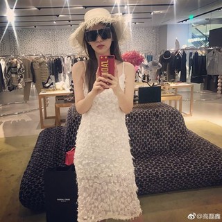 薛之谦发布微博深情表白前妻 高磊鑫高颜值私照身材超