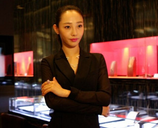 [天天有娱]倪萍谈范冰冰长相:郊区货