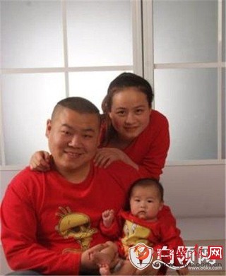 岳云鹏晒妻子素颜美照秀恩爱 公开相识过程 扒小岳岳老婆郑敏资料微博