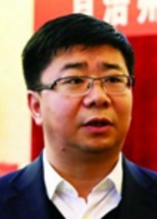 王刚任新疆克拉玛依市代市长张红彦辞任市长职务