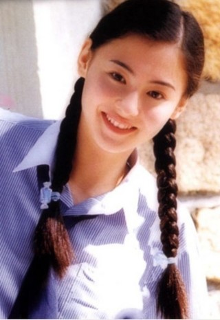 1995年女明星,2001年女明星 谢娜晒95年旧照 马伊琍袁泉范冰冰 女星无整容无ps旧照大盘点