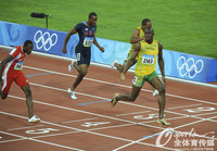 2008年北京奥运会，博尔特让世界震惊，100米跑出9秒69的成绩，拉开第二名多达数米夺冠，让世界记住了牙买加“闪电”。
