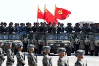 人民网评:90年沙场阅兵,精兵劲旅再出发!