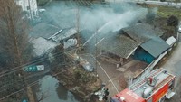 眉山市洪雅县火情被扑灭，被困人员被救出。四川省应急管理厅供图