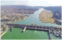 青銅峽水利樞紐工程（3月22日攝）。新華社記者王鵬攝 