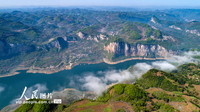 2022年4月3日拍攝的貴州省黔西市新仁苗族鄉境內的烏江一級支流六沖河。