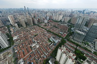 空中俯瞰上海市黄浦区建国东路68街坊和67街坊东块所在区域（无人机照片，7月21日摄）。