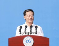 中国工程院院士、北京航空航天大学校长王云鹏在2022级新生开学典礼上发表讲话。校方供图